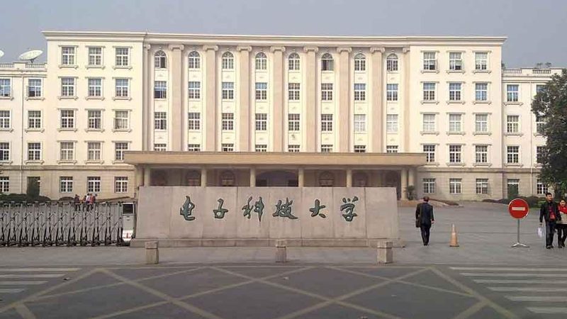 电源电路设计注意事项：揭秘电路稳定性与可靠性关键